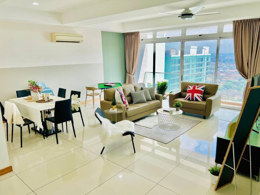 Ksl D'esplanade By R9 Apartment