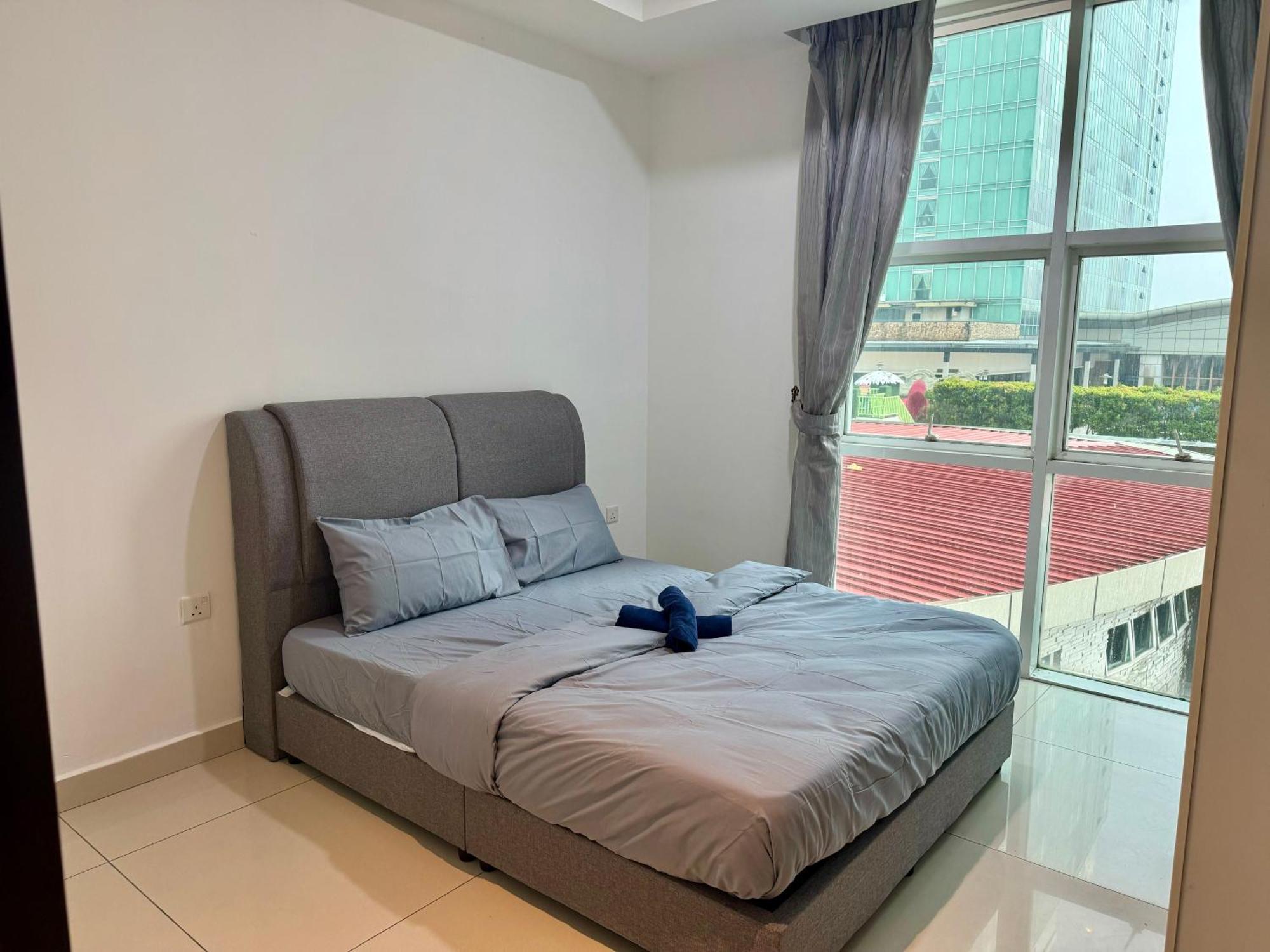 Ksl D'esplanade By R9 Apartment
